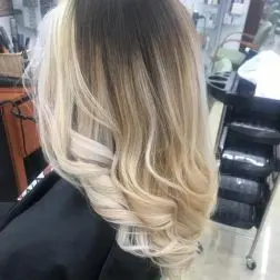 Salón de belleza en Zaragoza: peluquería, estética y uñas 3 mechas balayage realizadas en lolas expertos en belleza