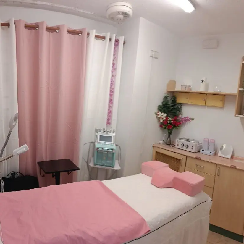 Servicios de peluquería en Zaragoza para cuidar tu cabello 13 cabina de estética en zaragoza lolas expertos en belleza y bienestar